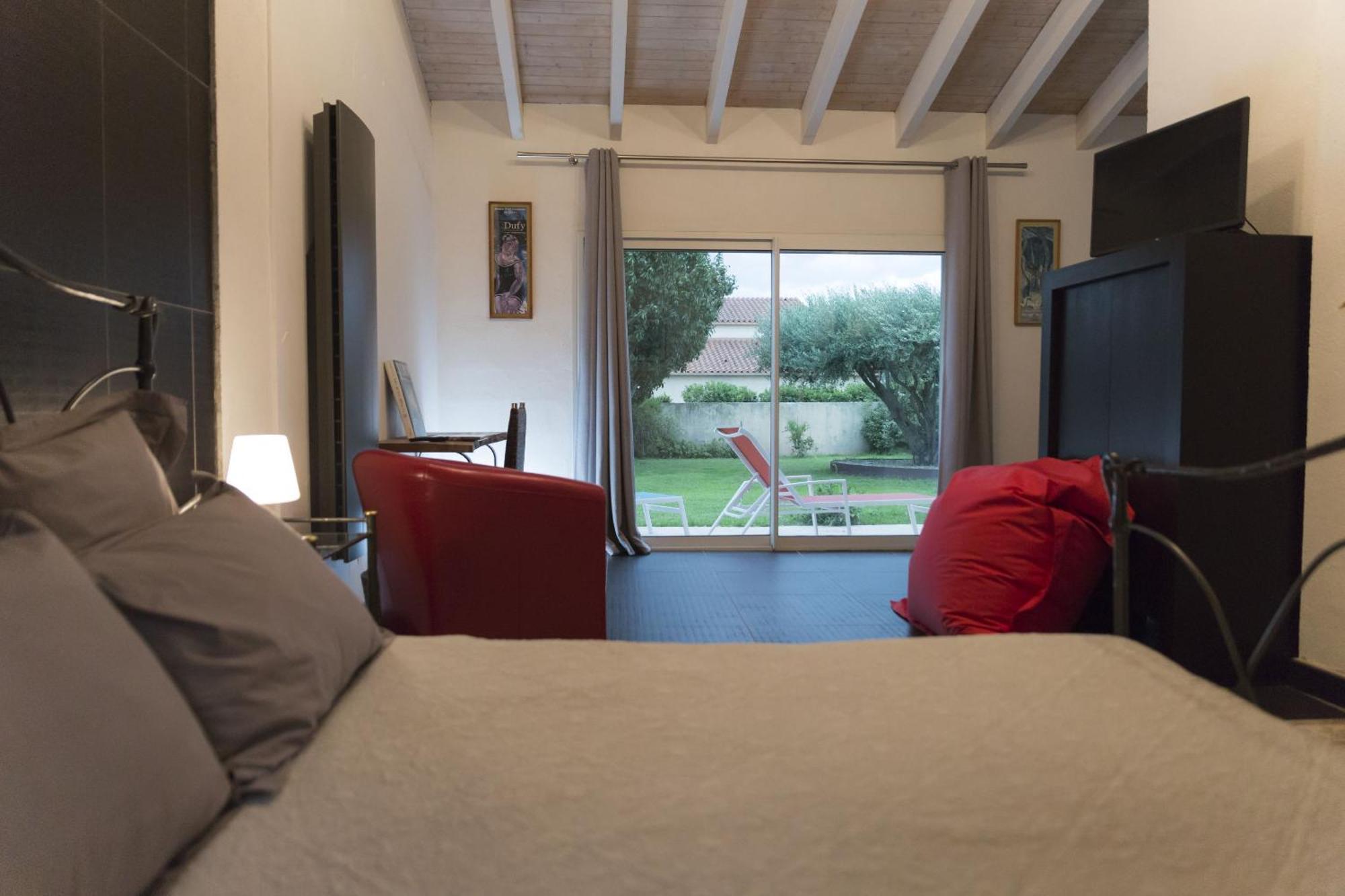 La Casa Nert Hotel Millas Exterior photo